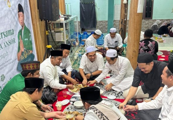 Portofolio Online Seni dan Desain Seni Tradisional Eksperimental Gelap Hita_20260308_104913_0000