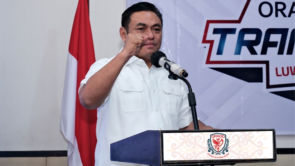 Portofolio Online Seni dan Desain Seni Tradisional Eksperimental Gelap Hita_20260310_172904_0000