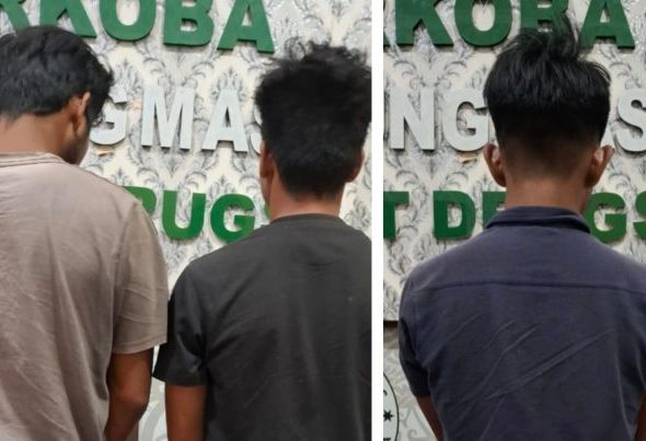 FotoGrid_20260423_000414431-696x403